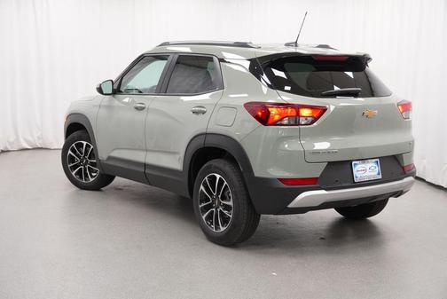 Cacti Green 2026 Chevrolet Trailblazer LT
