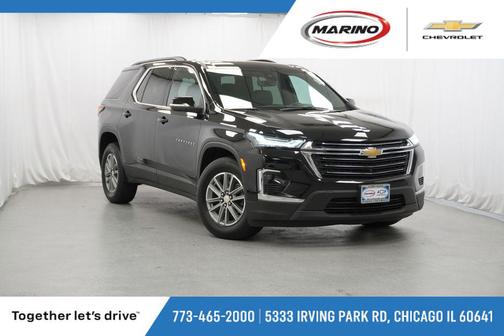 Mosaic Black Metallic 2023 Chevrolet Traverse LT Leather