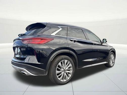 2024 INFINITI QX50 Luxe