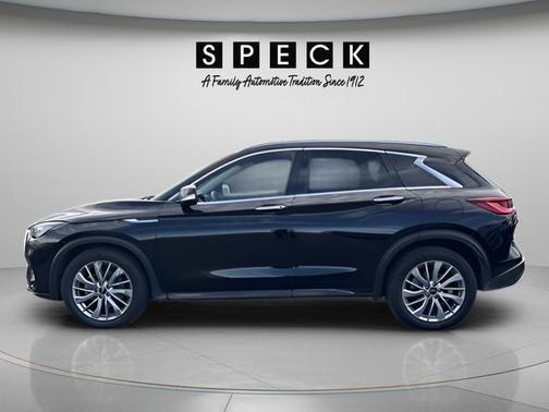 Black Obsidian 2024 INFINITI QX50 Luxe