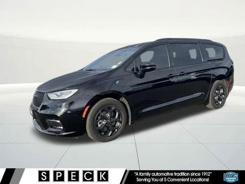 2025 Chrysler Pacifica Hybrid Select