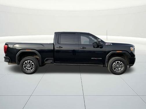 2022 GMC Sierra 2500 AT4