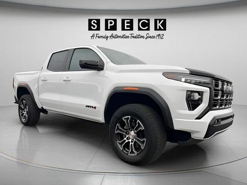 Summit White 2023 GMC Canyon AT4