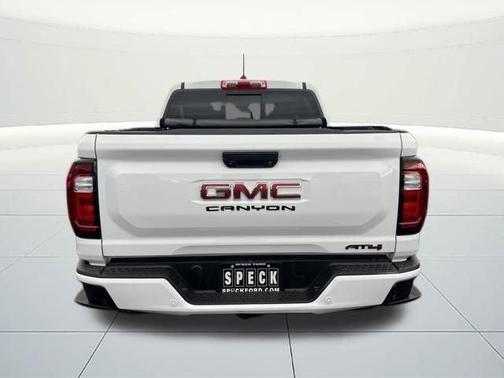 2023 GMC Canyon AT4