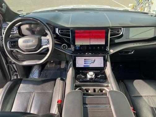 2024 Jeep Grand Wagoneer L Series II