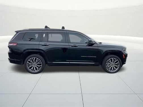 2022 Jeep Grand Cherokee L Summit