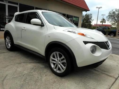 2012 Nissan Juke S FWD