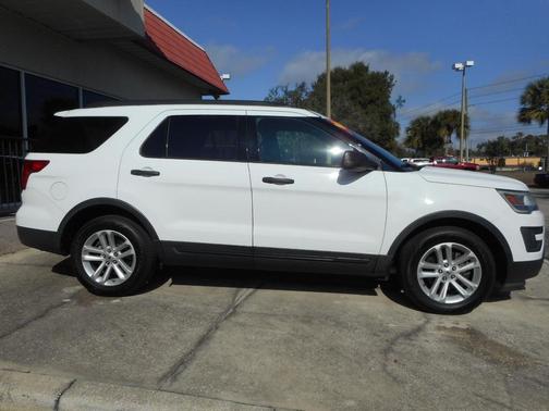 2016 Ford Explorer Base