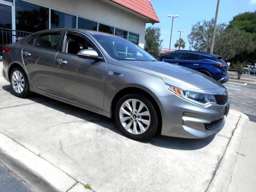 2017 Kia Optima LX