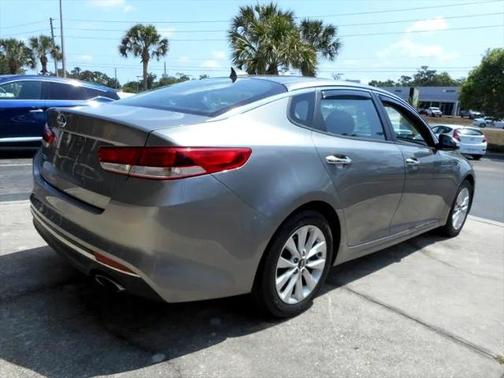 2017 Kia Optima LX