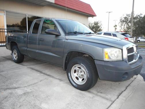 2006 Dodge Dakota ST Club Cab