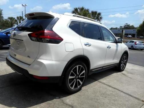 2018 Nissan Rogue SL
