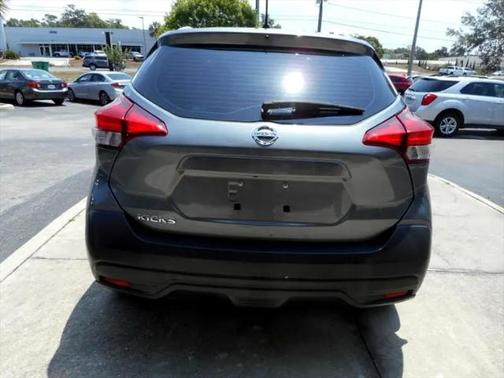 2019 Nissan Kicks SV