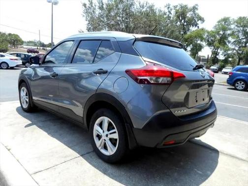 2019 Nissan Kicks SV