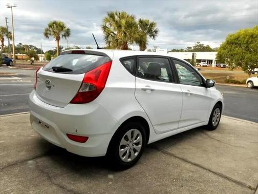 2016 Hyundai Accent Sport
