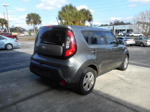 2015 Kia Soul Base