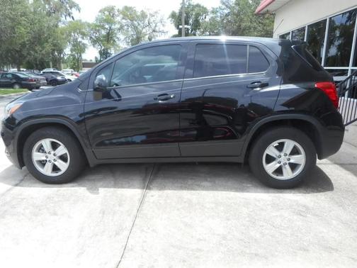 Black 2021 Chevrolet Trax LS