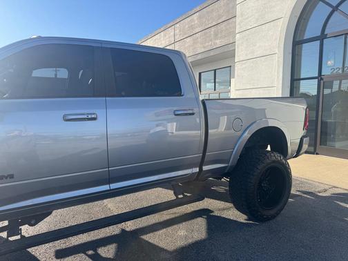 2024 RAM 2500 Limited Crew Cab 4x4 6'4' Box