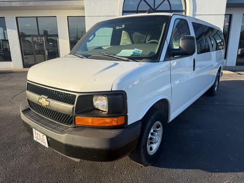 2016 Chevrolet Express 3500 LS