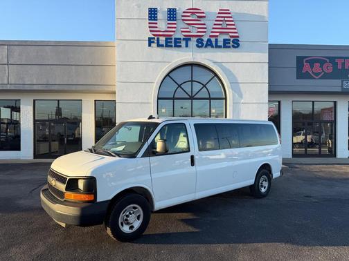 2016 Chevrolet Express 3500 LS
