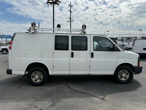 2016 Chevrolet Express 2500 Work Van