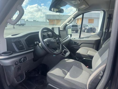 2022 Ford Transit-350 XLT