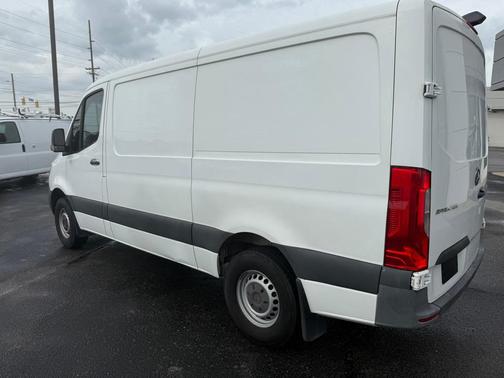 2019 Mercedes-Benz Sprinter 1500 Standard Roof I4