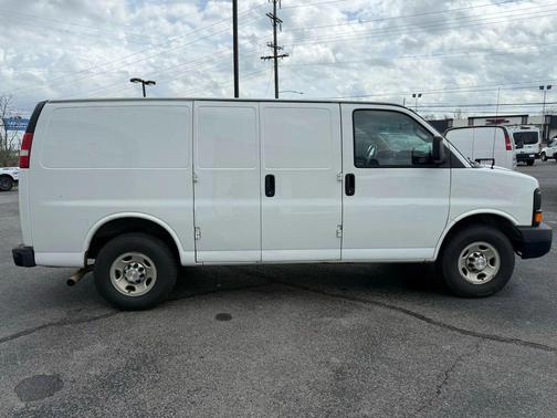 2016 Chevrolet Express 2500 Work Van