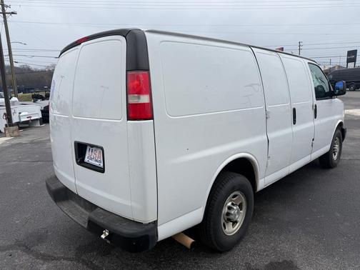 2016 Chevrolet Express 2500 Work Van