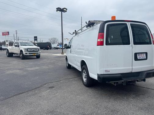 2015 Chevrolet Express 2500 Work Van