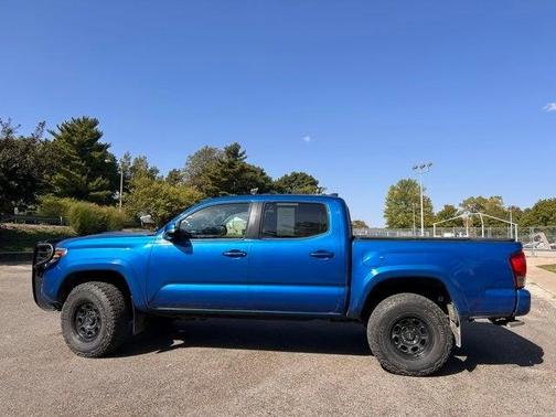 2016 Toyota Tacoma TRD Sport