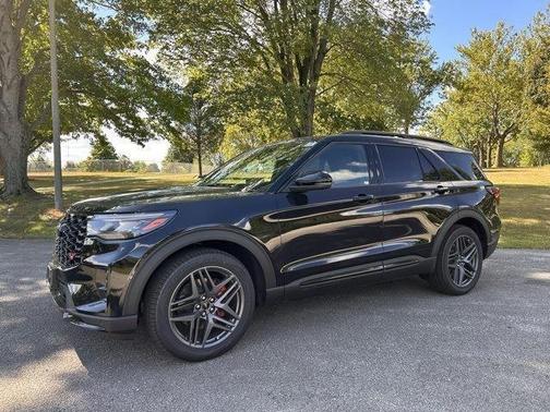 2025 Ford Explorer ST 4WD