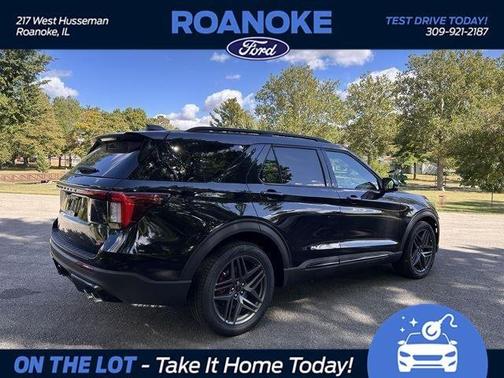2025 Ford Explorer ST 4WD