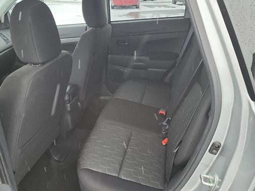 2025 Mitsubishi Outlander Sport ES