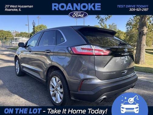 2023 Ford Edge Titanium