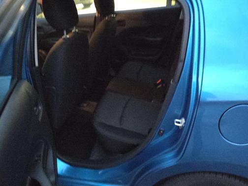 2022 Mitsubishi Mirage ES