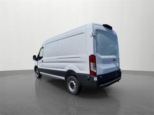 2025 Ford Transit-250 148 WB Medium Roof Cargo
