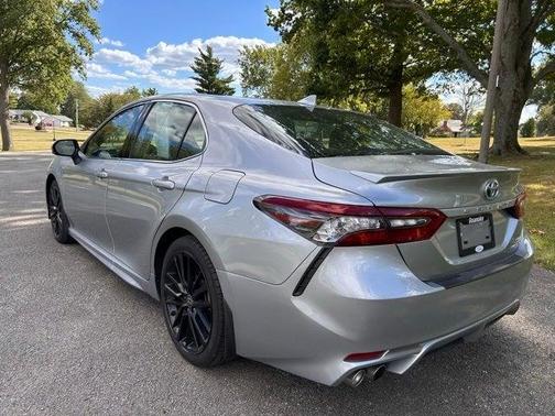 2022 Toyota Camry Hybrid XSE