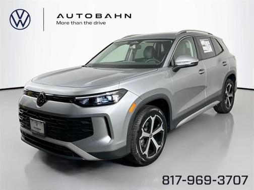 Pyrite Silver Metallic 2025 Volkswagen Tiguan 2.0T SE