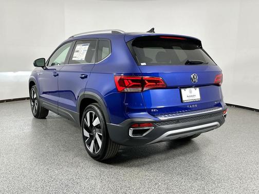 2024 Volkswagen Taos 1.5T SEL