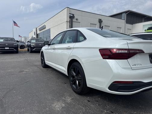 2023 Volkswagen Jetta 1.5T SE