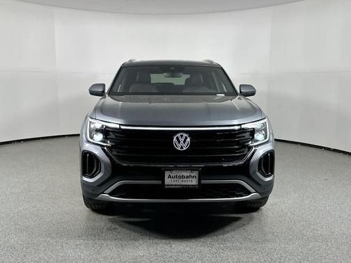 2025 Volkswagen Atlas Cross Sport 2.0T SE w/ Technology