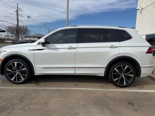 2023 Volkswagen Tiguan 2.0T SEL R-Line