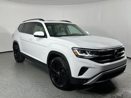 2022 Volkswagen Atlas 3.6 SE w/ Technology