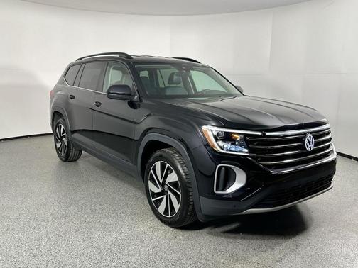 2024 Volkswagen Atlas 2.0T SE w/ Technology