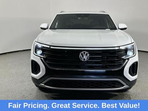 2024 Volkswagen Atlas Cross Sport 2.0T SE w/ Technology