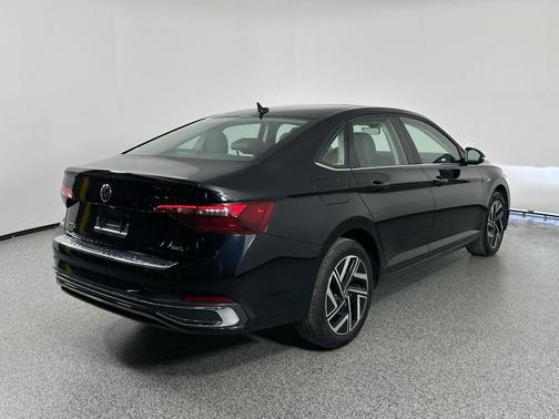 2024 Volkswagen Jetta 1.5T SEL