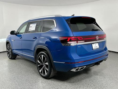 2025 Volkswagen Atlas 2.0T SEL Premium R-Line