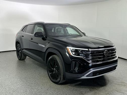 2024 Volkswagen Atlas Cross Sport 2.0T SE w/ Technology