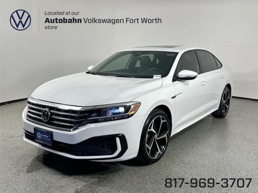 2022 Volkswagen Passat 2.0T R-Line